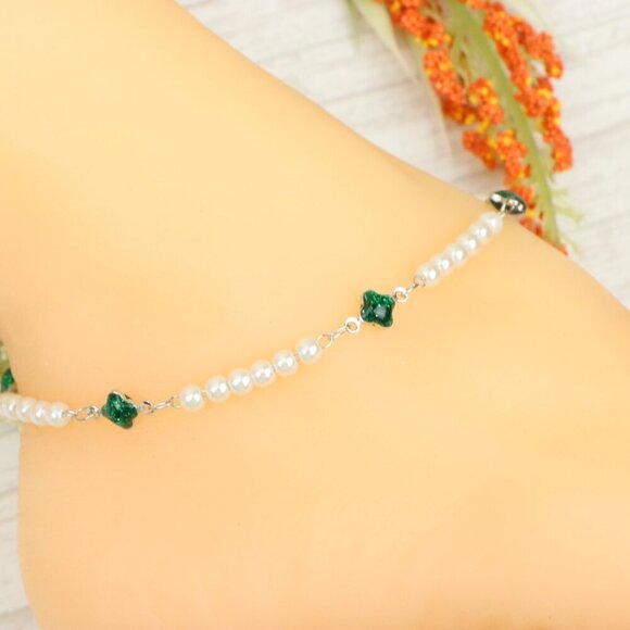 "Handmade Anklet – Elegant & Delicate Jewelry for Women | UNVRC1463 - Picture 6 of 10